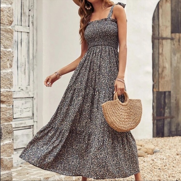 Boho floral tie shoulder shirred ruffle hem dress - Picture 6 of 13